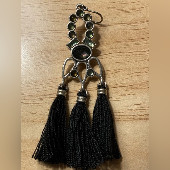 Silver colored black tassel earrings - Picture 2 of 6
